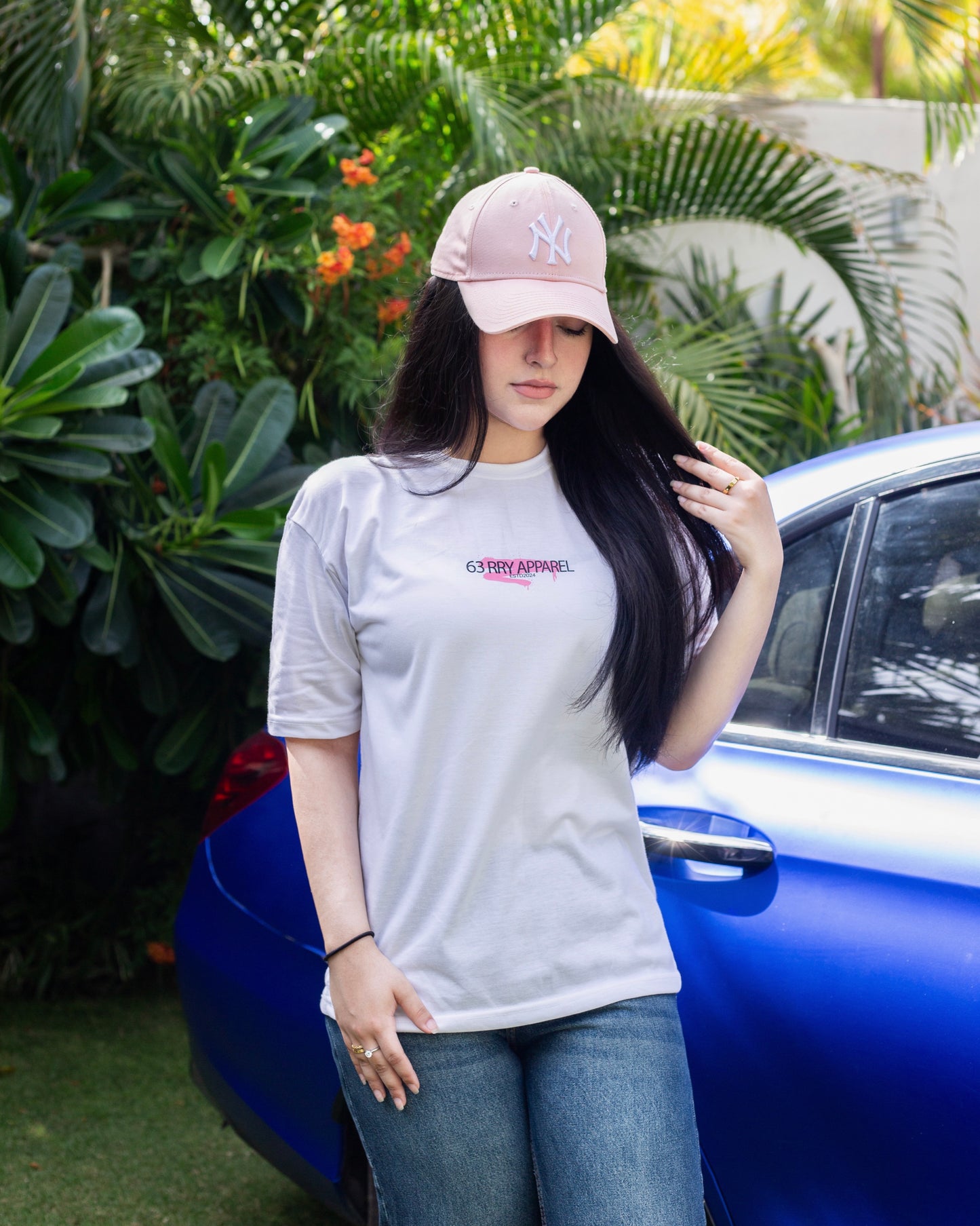 PRETTY GIRLS LOVE AMG - WHITE
